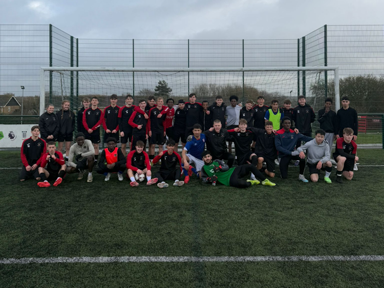 From strangers to teammates